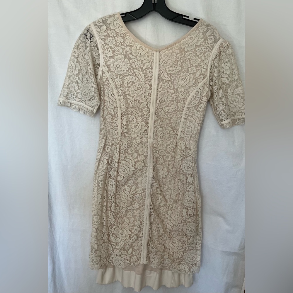Zara Cream Floral Lace Fitted Dress size L - Picture 1 of 8